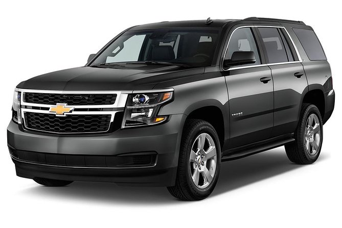 Private Punta Cana Airport Transfer Service To/From Bayahibe hotels - The ride itself: air-conditioned sedan or minivan, plus drinks