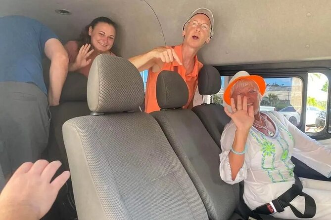 Private Punta Cana Airport Transfer to/from Hotels in Punta Cana - Drop-Off at Your Hotel: What Door-to-Door Really Means Here