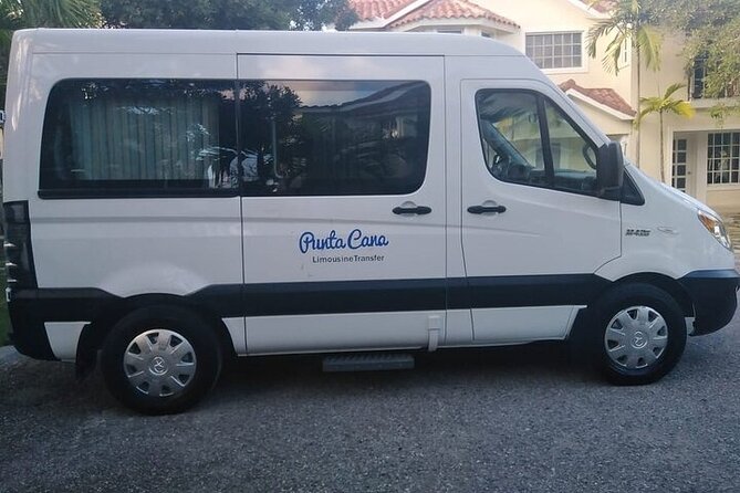 Private Round Trip Airport Transfer Bavaro Hotels - Tips to make pickup smooth (especially if you’re arriving hungry or late)