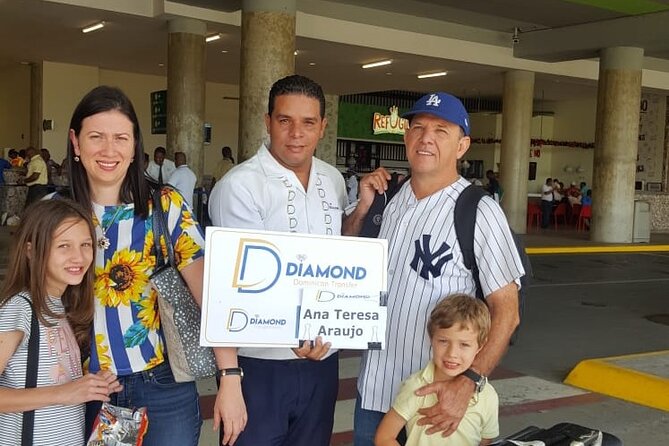 Private Transfer between Punta Cana Airport and Bavaro - The airport-to-Bávaro payoff: less stress, more vacation