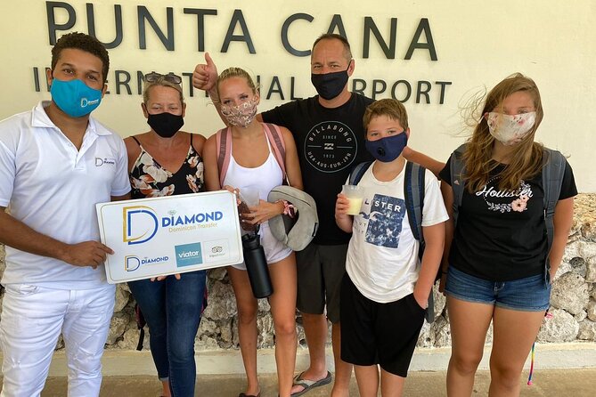 Private Transfer between Punta Cana Airport and Bavaro - Vehicles, Wi‑Fi, and child-seat details that actually affect families