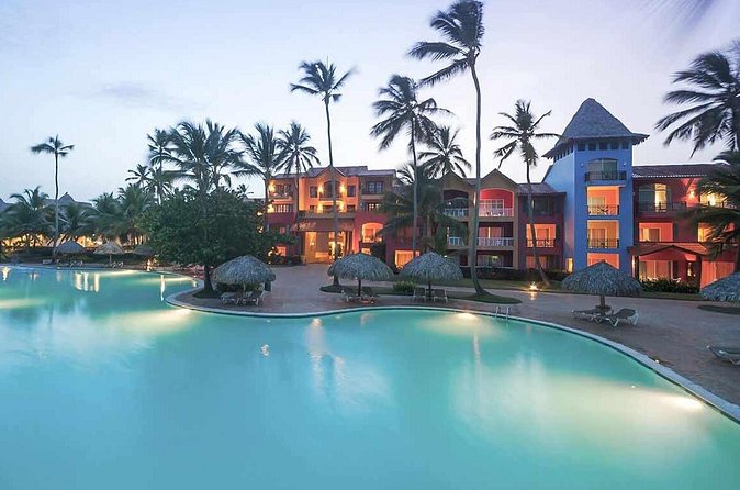 Private Transfer between Punta Cana Airport and Caribe Deluxe Princess - Hotel-to-PUJ departure pickup: built for flight timing
