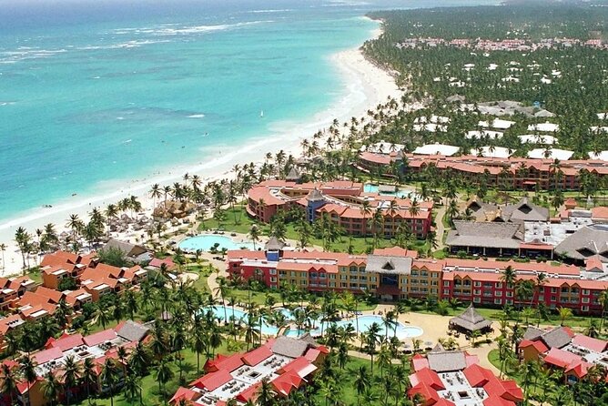 Private Transfer between Punta Cana Airport and Caribe Deluxe Princess - Getting pickup instructions via SMS from Julio (and why it matters)