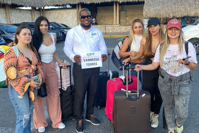 Private Transfer from PUJ Airport to Bávaro and Punta Cana Zone - Private group value: $30 per group up to 6 people