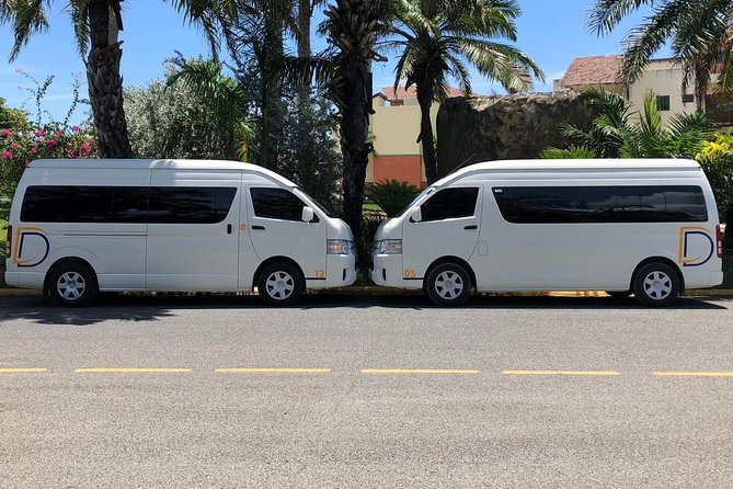 Private Transfer Punta Cana Airport and Bayahibe, La Romana - The onboard comfort: Wi‑Fi and water on the way