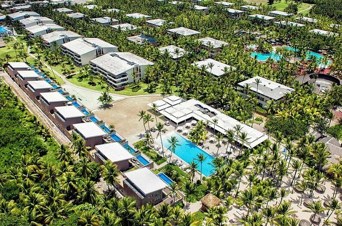 Private Transfer Punta Cana Airport to/from Catalonia Royal Bavaro - Price and Value: $40 Per Group Up to 6 (And When It’s a Smart Move)