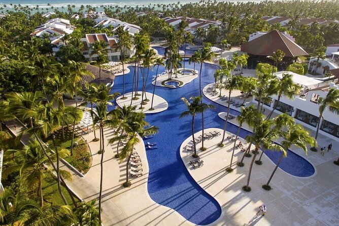 Private Transfer Punta Cana Airport to/from Occidental Punta Cana - Meet-and-Greet at Punta Cana Airport: The Day-Before SMS Plan