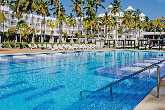 Private Transfer Punta Cana Airport to/from Riu Palace Macao - The SMS meet-and-greet system (and why it feels reassuring)