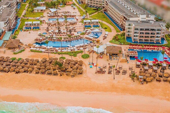Private Transfer Punta Cana Airport to/from Royalton Bavaro - The 33-minute direct ride to Royalton Bavaro (what private really changes)