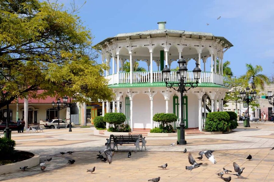 Puerto Plata City Tour and Cable Car Ride - Amber Museum: fossils plus architecture, not just one or the other