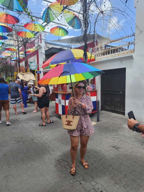 Puerto Plata: Monkey Tour, Fortress, and Historic Center - Downtown photo magic on Umbrella Street and Pink Street