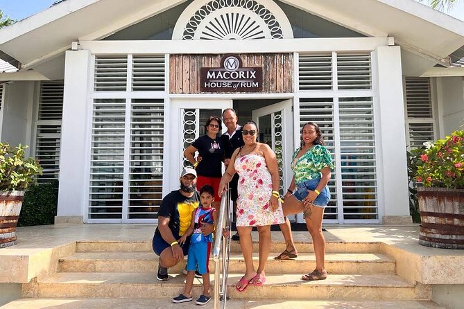 Puerto Plata VIP: The Exclusive E&J City Tour - Museo del Ámbar Dominicano: the quick museum stop that hits hard