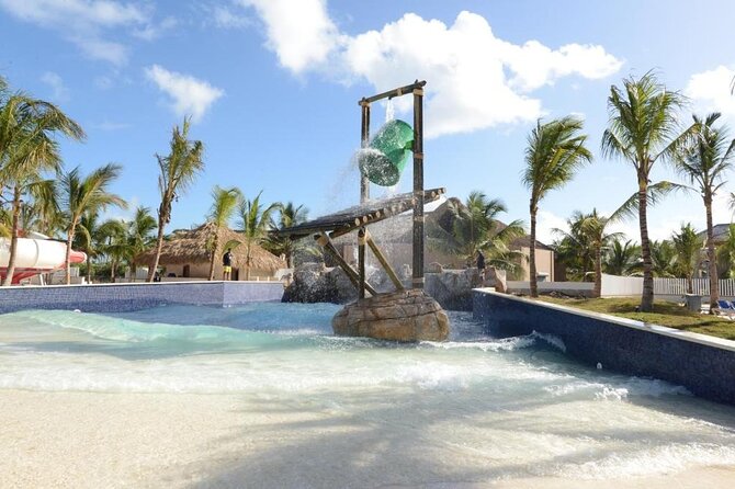 Punta Cana Airport to or from Royalton Splash Private Transfer - The ride itself: private, air-conditioned, and direct to the resort