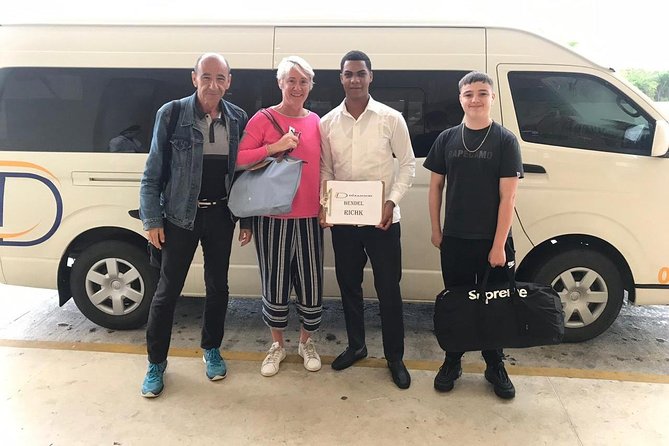Punta Cana Airport to Uvero Alto Hotels - Wi‑Fi in the car: useful, not gimmicky