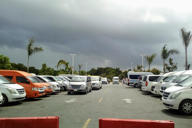 Punta Cana Airport Transfer Service - The ride: air-conditioned comfort and luggage help