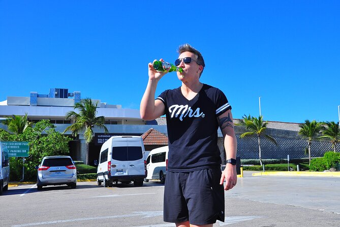 Punta Cana Airport Transfers to Cap Cana, Bavaro, Uvero Alto - Finding Your Driver: What Pickup Feels Like in Real Life