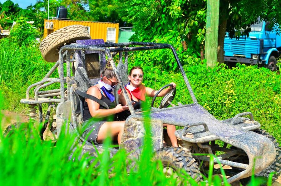 Punta Cana Amazing Dune buggy For Small Groups and Pickup - The typical house stop: coffee and cocoa you can actually taste