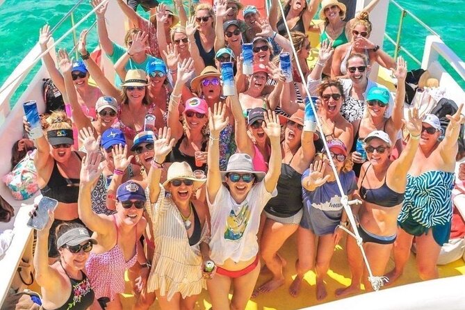 Punta Cana Booze Cruise, Snorkeling, Bar Entertainment Open Bar - Setting Sail in Punta Cana: What the 4 Hours Really Feel Like