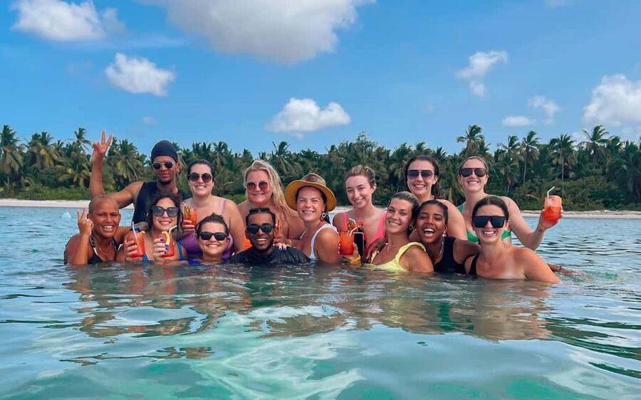 Punta Cana: Booze Cruise with Snorkel and Natural Pool Stop - Should You Book This Punta Cana Booze Cruise With Snorkel and Natural Pool?