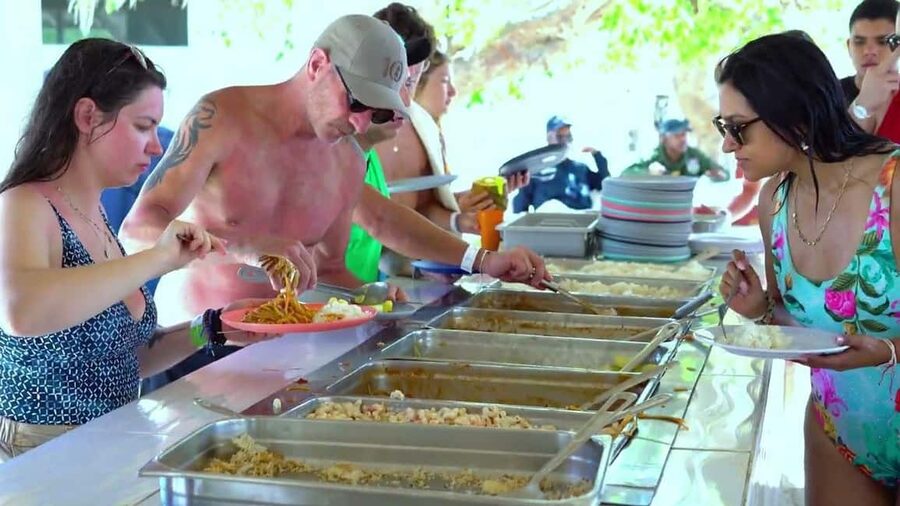 Punta Cana: Catalina Island Snorkeling Trip with Lunch - What $100 buys you: value compared to a DIY day