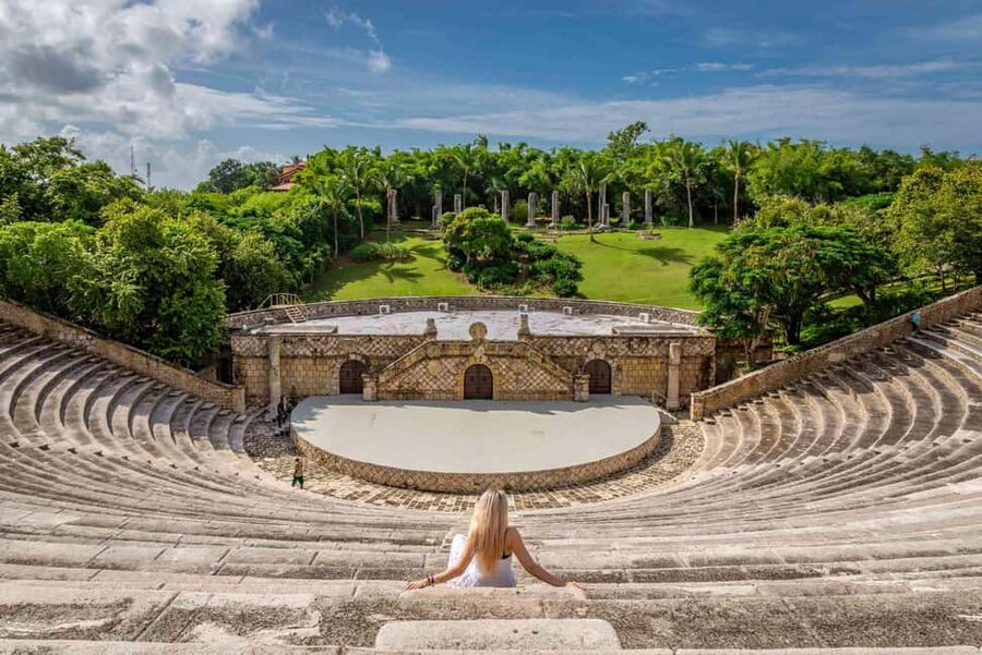 Punta Cana: Catalina Snorkeling & Altos de Chavón Day Trip - Key Points to Know Before You Go