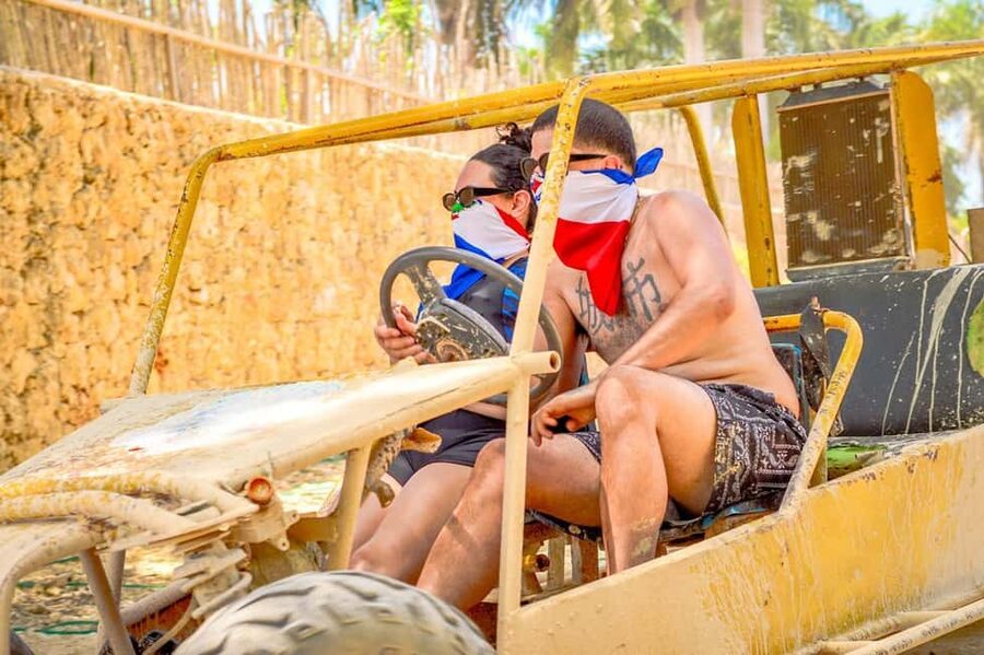 Punta Cana: Countryside and Macao Beach Half-Day Buggy Tour - Photo plan and how to not waste your best moments