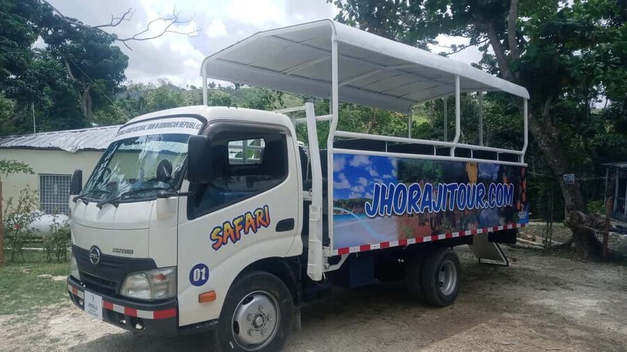 Punta Cana: Dominican Republic Culture Tour - The farm stop: coffee, cocoa, vanilla, and fruit you can actually taste