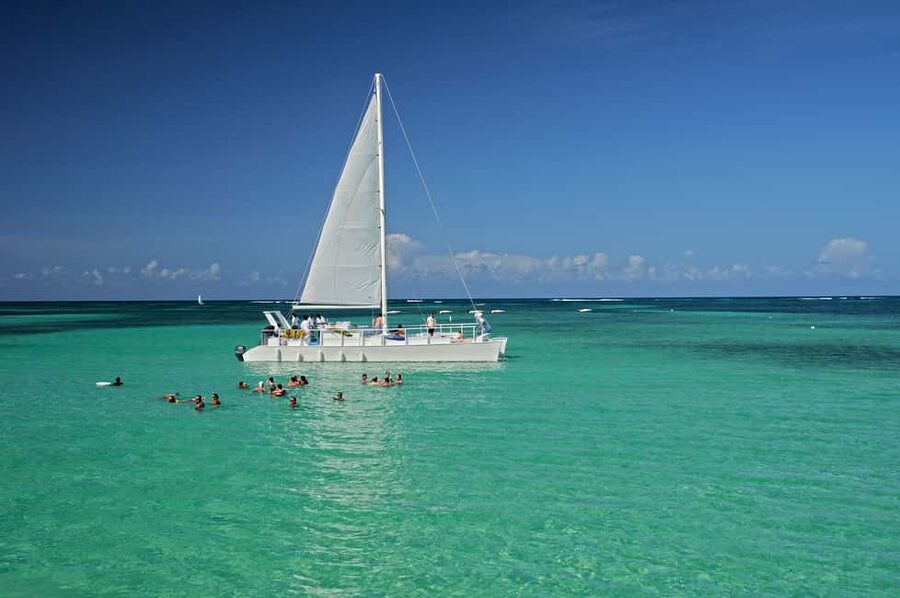 Punta Cana Happy Hour Sailing Cruise - The reef stop: snorkeling with tropical fish, not a marathon