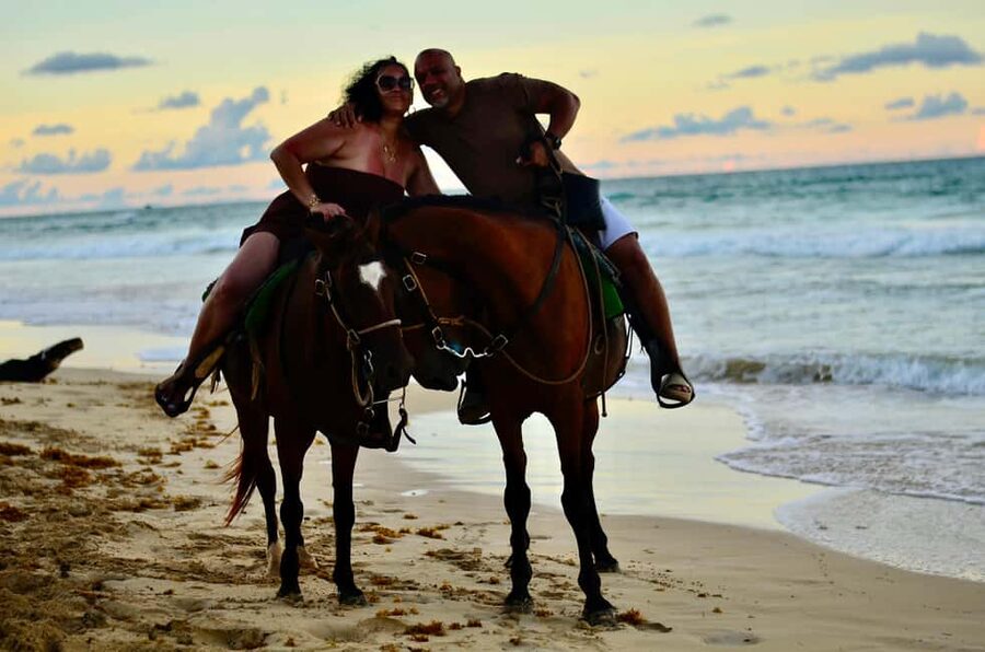 Punta Cana: Horseback Riding Tour with Sunset at Macao Beach - At Macao Beach: Horse Intro, Safety Rules, and Choosing Your Mount
