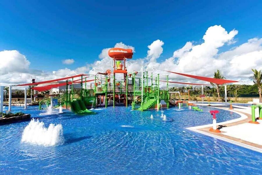 Punta Cana: Nickelodeon Aqua Nick Water Park Day Pass - AquaNick Park in Punta Cana: slides, lazy river, and kid-friendly layouts