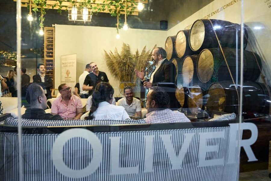 Punta Cana Oliver & Oliver Rum Tasting & Taino Concept Store - Solera method and melaza y sugar cane: the production basics that change how you taste