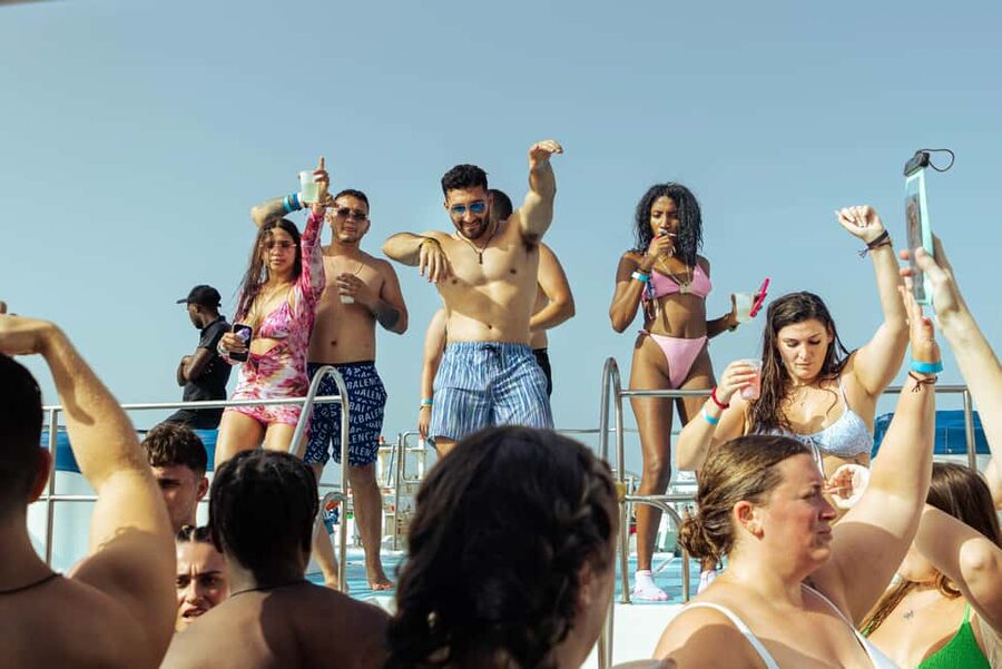 Punta Cana Party Boat (Adults only) - Logistics you can’t ignore: what to bring and what to skip