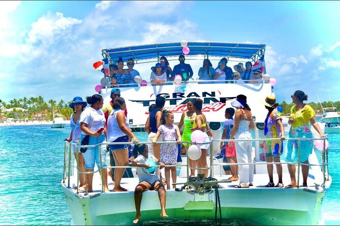 Punta Cana Party Boat (Only Adult) this Couple price - Music, animation, and the drinks plan that keeps things fun
