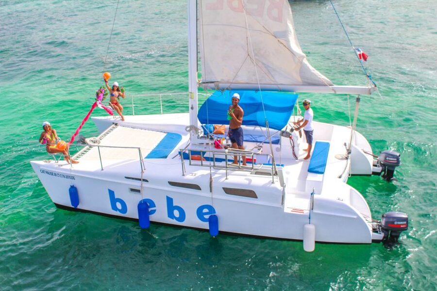 Punta Cana Private Catamaran (Small Group) - Price and value: $650 for up to 10, plus a clear rule for extras