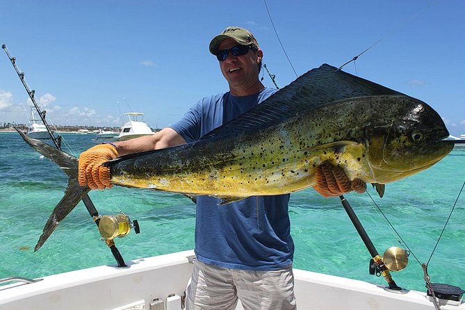 Punta Cana Private Fishing Charter on 39 Foot Boat with Bevarages - What’s Included in the Price (And Why It’s Worth Comparing)