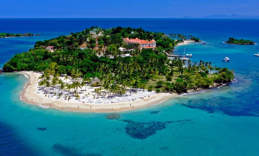 Punta Cana: Samaná Whale Watching, Bacardi & Limon Falls - Swimming at Limón: what to pack and how to time your photos