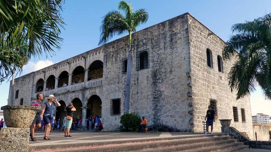 Punta Cana: Santo Domingo Private Day Trip - National Pantheon and El Faro a Colón: seeing power and perspective