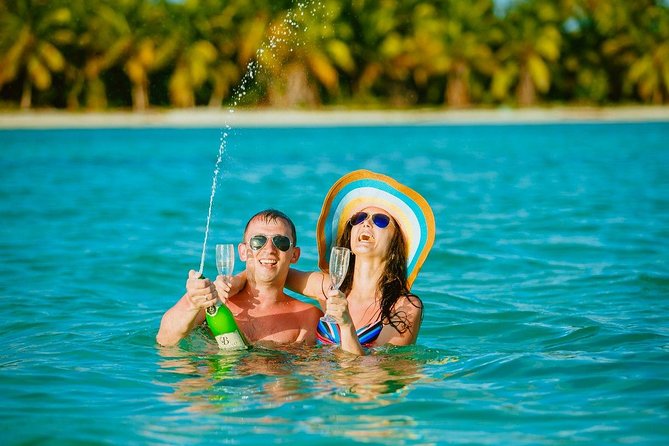 Punta Cana: Saona Island Food And Drink Catamaran Hotel Pickup - Key reasons this Saona Island catamaran day works