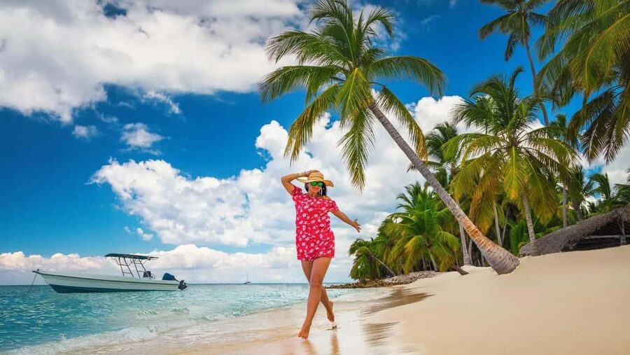 Punta Cana: Saona Island Speedboat and Catamaran Tour - Speedboat to Saona: faster water time, bigger energy