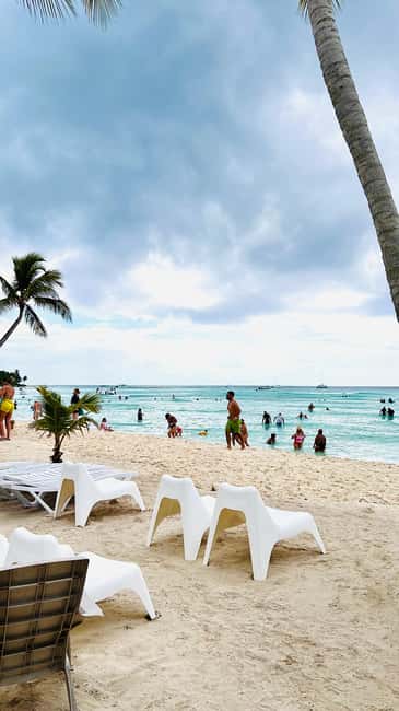 Punta Cana: Saona Island Tour with Lunch and Drinks - The human touch: guide energy makes the day