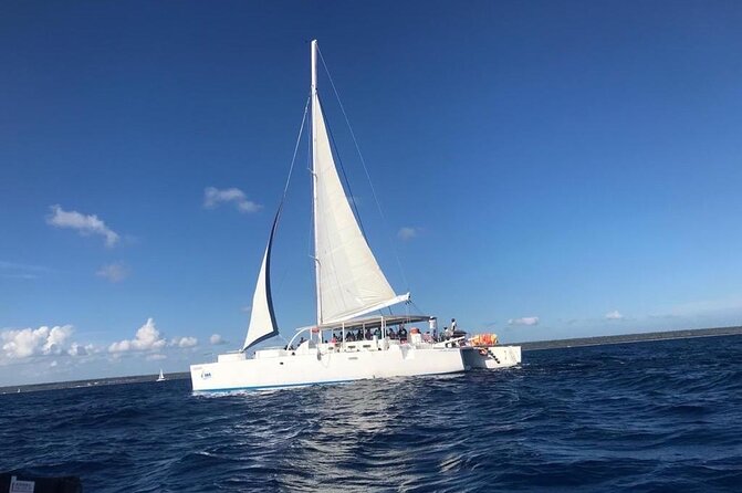 Punta Cana: Saône Island in Catamaran, Small Groups, With Food - What the day feels like, hour by hour (as far as the schedule allows)