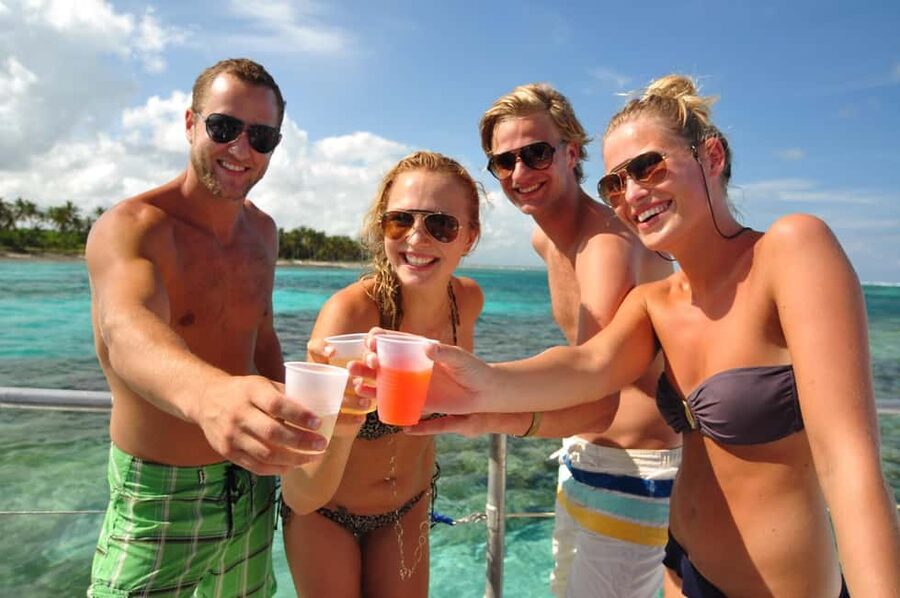 Punta Cana: Speed Boat Ride & Snorkel Adventure - Snorkeling the Bávaro reef: what you’ll want to notice