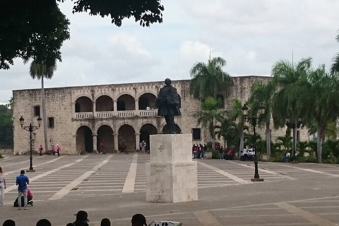 Punta Cana to Santo Domingo PRIVATE/Shared Tour, Colonial Area - Malecón boardwalk and Palacio Nacional: sea breeze and government architecture