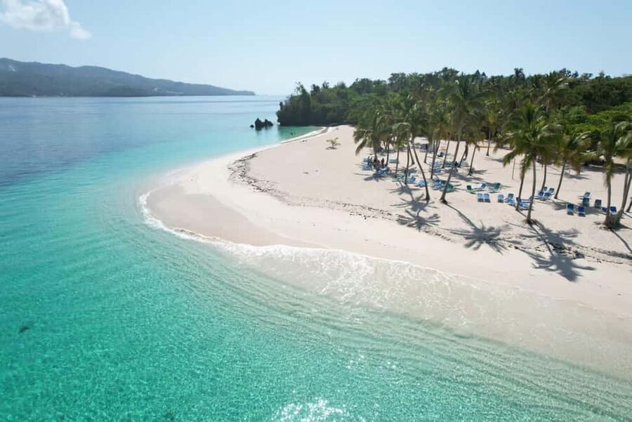 Punta Cana: Whale Watching, Cayo Levantado & Limon Waterfall - Lunch in Samaná: A Reset After the Mountain Part