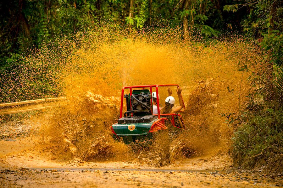 Punta Cana: Zipline, Chairlift, Buggy & Horse Ride Adventure - Quick Jump and the chairlift: two kinds of views, two kinds of nerves