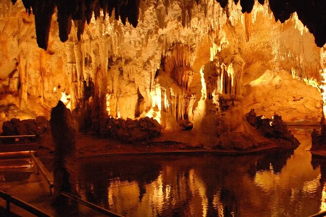 Romana: Cave of wonders and Chavón from Santo Domingo. - Caves and Chavón in One Balanced Day