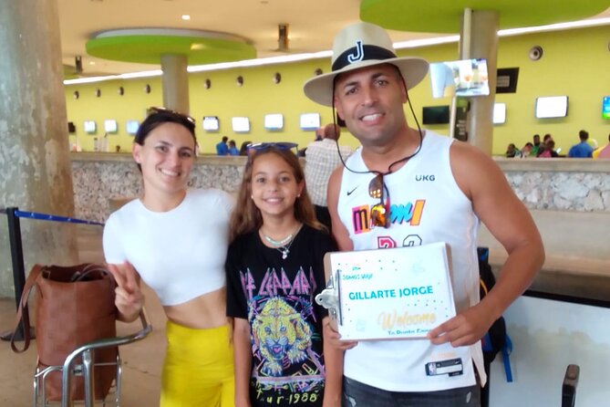 Round Trip Top-Rated Punta Cana Airport Transfer to your Hotel - On the Ride: Comfort, Refreshments, and Free Wi‑Fi