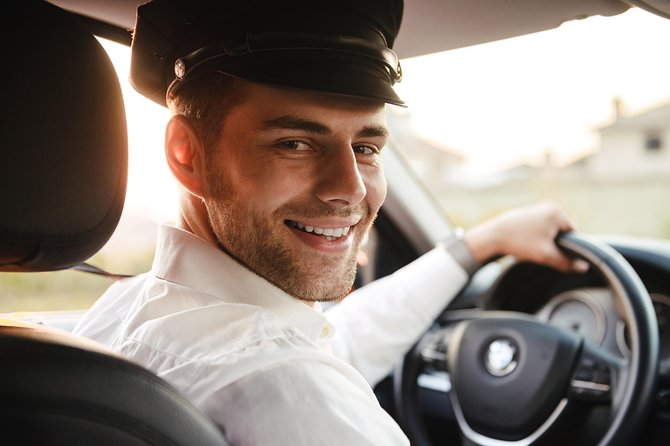 Roundtrip Private Transfer from Santo Domingo Airport (SDQ) - Waiting time that protects your sanity (arrival vs. departure)