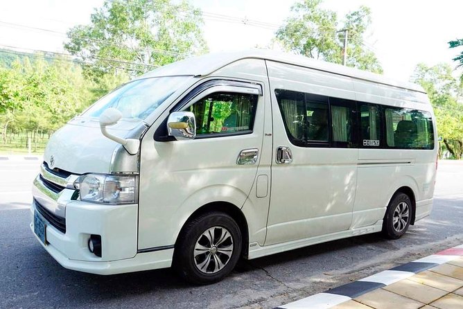 Roundtrip Private Transfers from Punta Cana Airport (PUJ) - The comfort details: Wi‑Fi, bottled water, and A/C you’ll notice