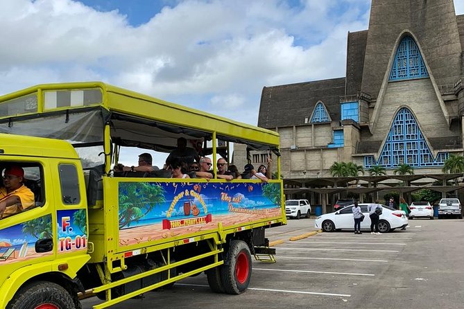 Safari Half Day Experience - What Makes the Guides Stand Out (And How to Get the Best Answers)